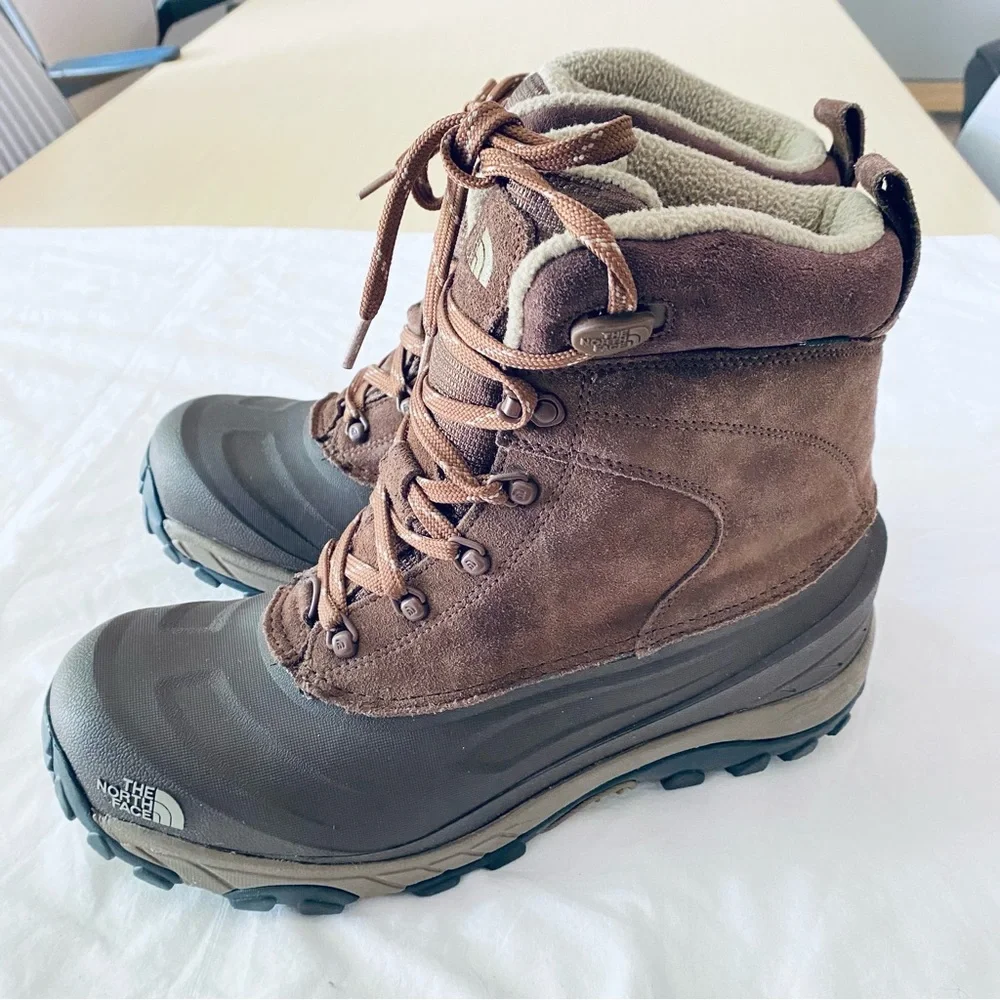 THE NORTH FACE Chilkat III Boots Brown Suede Lug Winter Snow Rain Waterproof